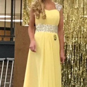 Yellow Prom/Pageant Gown-Like New-Worn Only Once